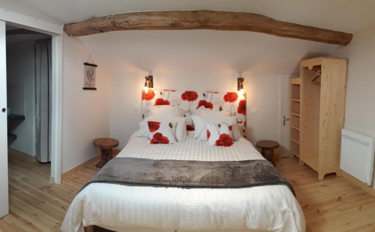 La Cheneviere Bed & Breakfast Saint-Rémy-de-Chargnat Exterior foto